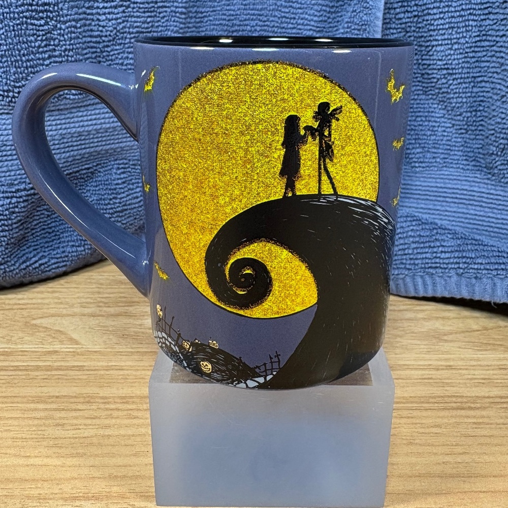 Disney The Nightmare Before Christmas Large Coffee Mug Jack and Sally, Pre-owned
